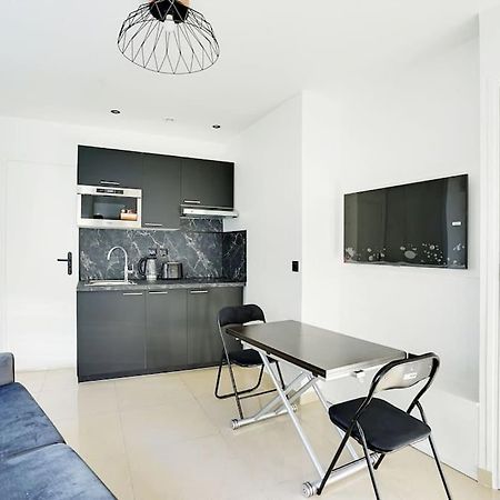 Magnifique 3 Pieces Paris 18Eme Apartment Екстериор снимка